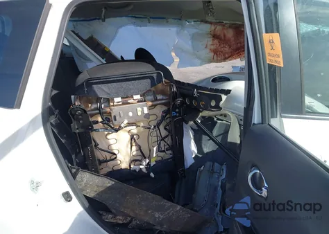 2014 Nissan Versa Note Sv из США, поврежденный, VIN 3N1CE2CP3EL402434